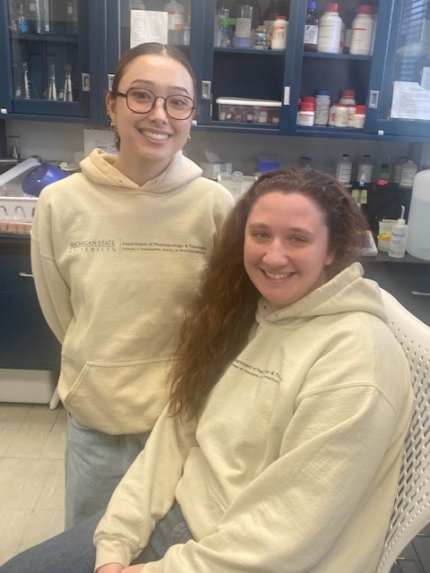 GSO Co-Presidents Sera Sermet (left) and Brianna Finn 