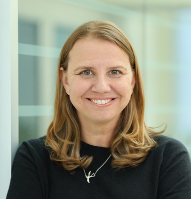 Jennifer Klomp photo